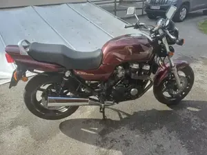 Honda CB 750 F2T Bild 2