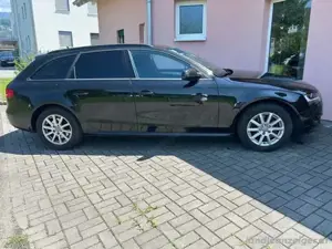 Audi A4 Avant Bild 2