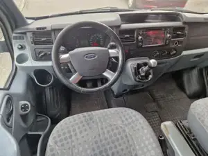 Mietwagen Leihbus 8 Sitzer  Bild 4