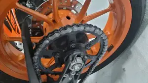 KTM 390 Duke Bild 2