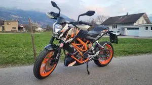 KTM 390 Duke Bild 4