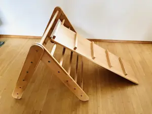 Pikler Dreieck Kletterdreieck mit Rutsche  Hühnerleiter Bild 2