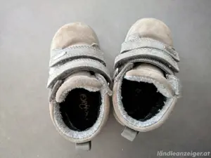 primigi gefütterte Halbschuhe in Größe 21 Bild 2