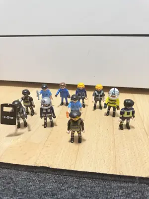 Playmobil Polizeifiguren je 0,50 