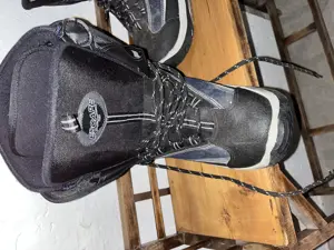 Snowboardschuhe Grösse 43 Bild 2