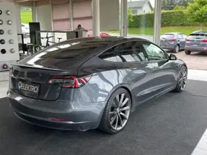 Tesla Model 3 2018 Bild 6