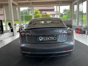 Tesla Model 3 2018 Bild 5