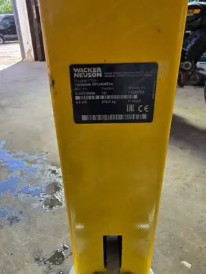 Rüttelplatte Wacker Neuson DPU 4045 Ye Bild 2