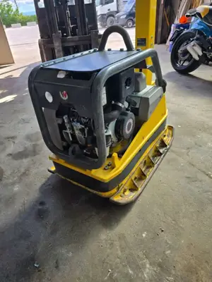 Rüttelplatte Wacker Neuson DPU 4045 Ye Bild 3