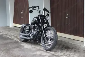 Harley-Davidson Dyna Wide Glide Chopper   Cruiser Bild 3