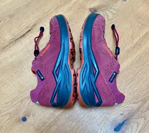 Turnschuhe Goretex, Größe 28 Bild 2