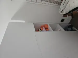 Kinder Etagenbett inkl. Lattenrost mit Schreibtisch u. beleuchteter Treppe Bild 4