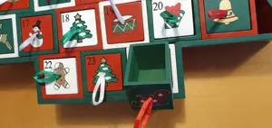 Adventskalender aus Holz bemalt (2 Stk.) Bild 4