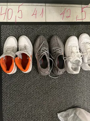 Sportschuhe,Preis auf anfrage Bild 2