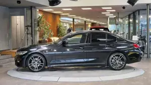 BMW 318 Bild 11