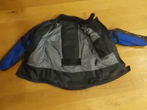 Motorradjacke mit Hose Größe L Bild 3