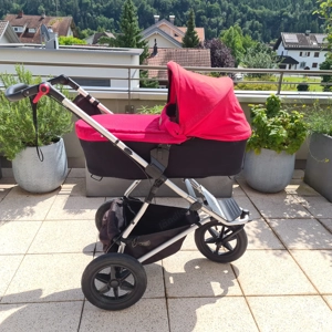 Mountain Buggy Urban Jungle rot inkl. vielfältigem Zubehör