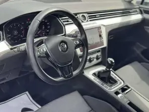 VW Passat Bild 14