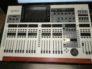 Behringer Wing Bild 2