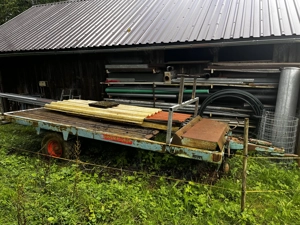 Traktor Anhänger   Holz Anhänger   Ballen Anhänger zu verkaufen