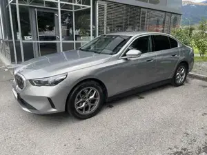 BMW 5er Bild 1