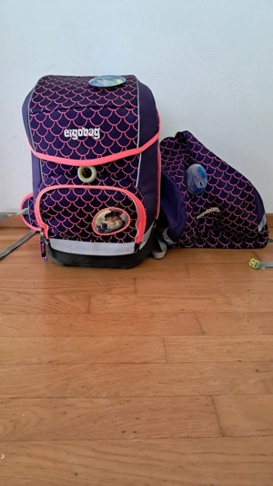 Schultasche mit Turnbeutel Ergobag Mädchen Bild 2