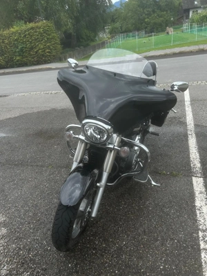 Yamaha XVS1300A Bild 4