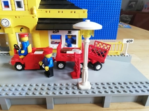 Lego retro Bahnhof Bild 2