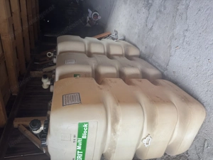 Zu verschenken: ein leerer Heizöltank aus Kunststoff - Dornbirn Bild 4