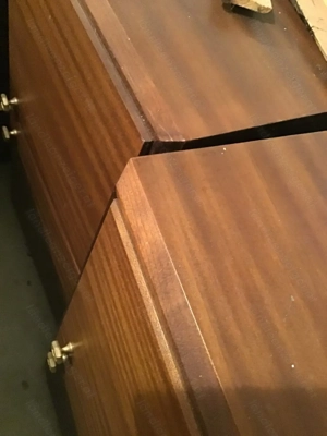 2 Anrichten aus Mahagoni Holz Bild 4