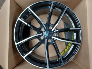 Brock B38 8x18 5 112 ET 45 KBA 51364 Black polish Neu für Mercedes