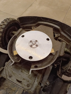 Rasenroboter Husqvarna Automower 305, 2STK, inkl. Ladestation und Begrenzungsdraht Bild 4