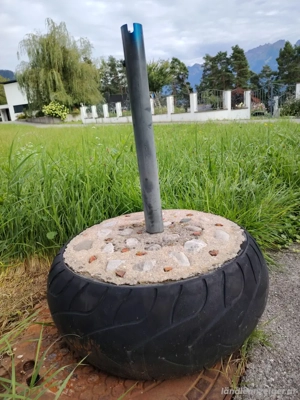 Schirmständer zu verschenken 