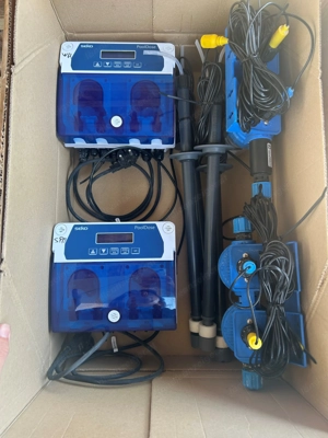SEKO Dual Pool & Whirlpool Dosieranlage für Chlor & PH 
