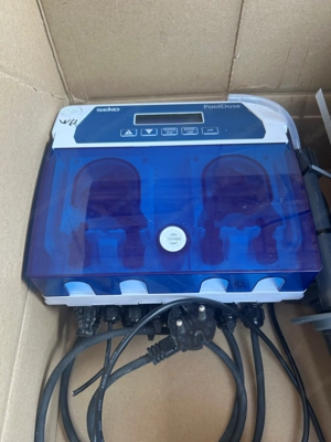 SEKO Dual Pool & Whirlpool Dosieranlage für Chlor & PH  Bild 2