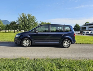 Verkaufe gepflegten VW Touran 1.6 TDI   7-Sitzer   Top Familienauto Bild 10
