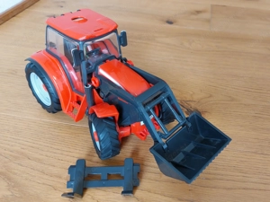 Revell Junior Kit  - Traktor mit Figur Bild 2