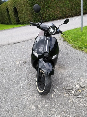 E-Roller Baujahr 2024