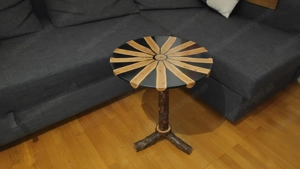 Beistelltisch Lärche und schwarzes Epoxidharz Bild 4