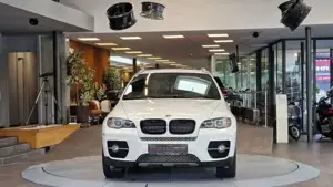 BMW X6 Bild 16