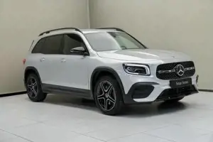 Mercedes-Benz GLB 200 d 4MATIC Night Sport KAM SpurW SpurH Bild 2