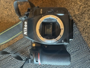 Nikon D7500 mit Objektiv 16-85 und 18 -140   WLAN - Bluetoothfähig Live View wenig Auslösungen Bild 7