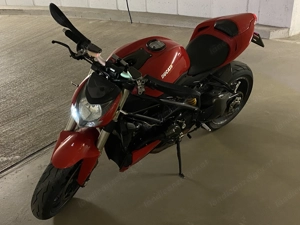 Ducati Streetfighter 1098 S Bild 6