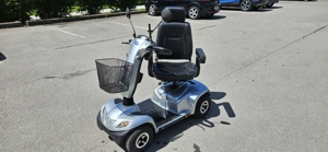 Opa Oma E-Mobil Bild 4