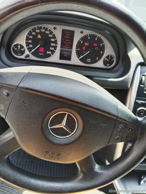 Mercedes B 170 Bild 4