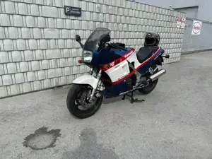 Kawasaki GPZ500R 1985 Bild 3