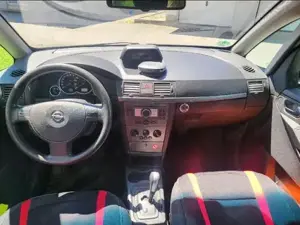 Opel Meriva 1,6 16V Style Kombi   Family Van Bild 6