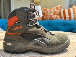 Lowa Wanderschuhe Gr. 37 Bild 3