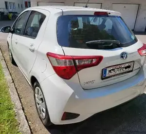 Toyota Yaris 1,5 VVT-i Hybrid Active Bild 5