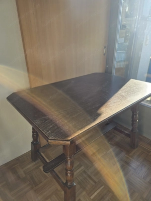 Massiver Holztisch - Eiche